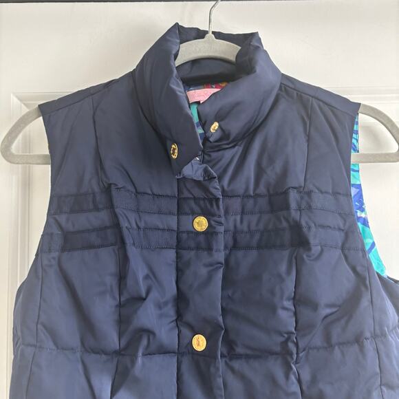 Lilly Pullitzer Women’s Kate Puffer Vest Sz XS Navy Button Down Preppy Coastal - Picture 2 of 12